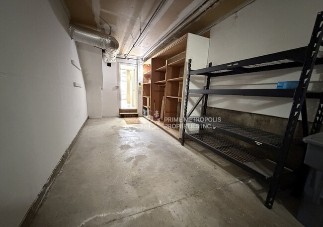 Building Photo - 3830 Fairfax Way