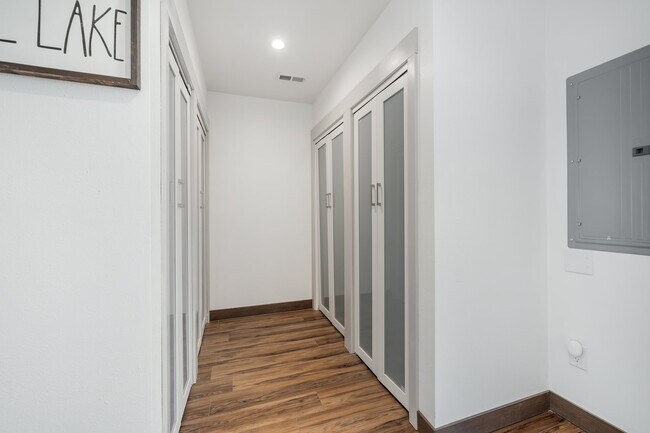 entry mud room - 26539 E Shore Pl