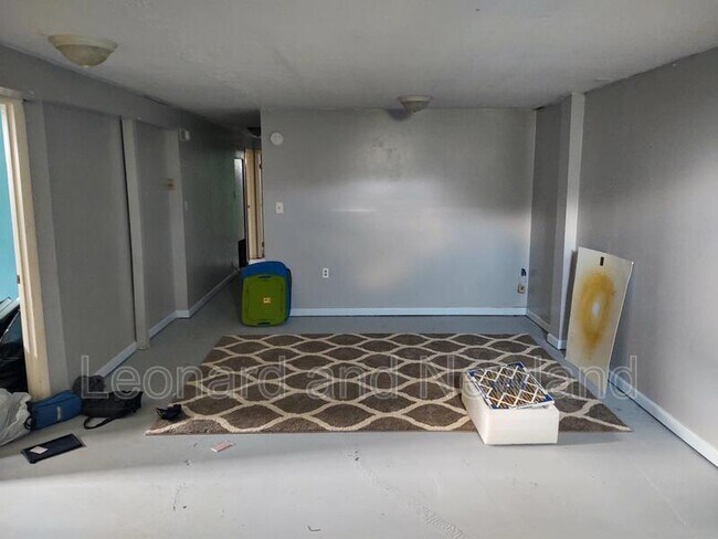 Building Photo - 17372 Leatherwood Rd