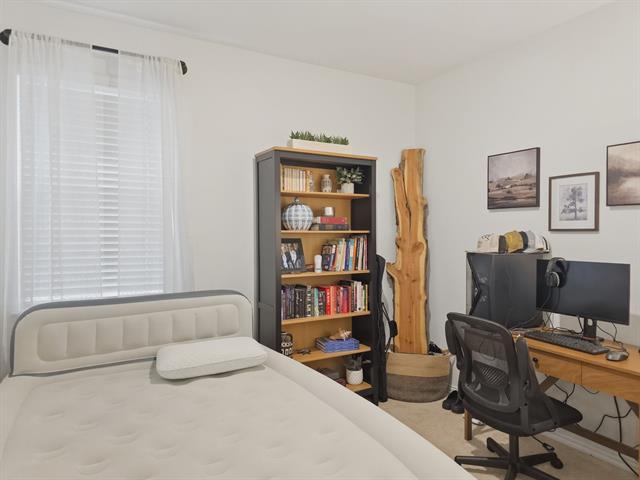 Building Photo - 1100 Flameleaf Dr