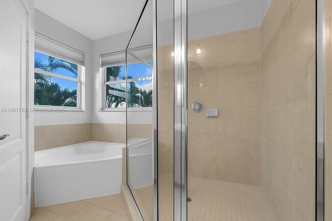 Building Photo - 6425 SW 164th Ave