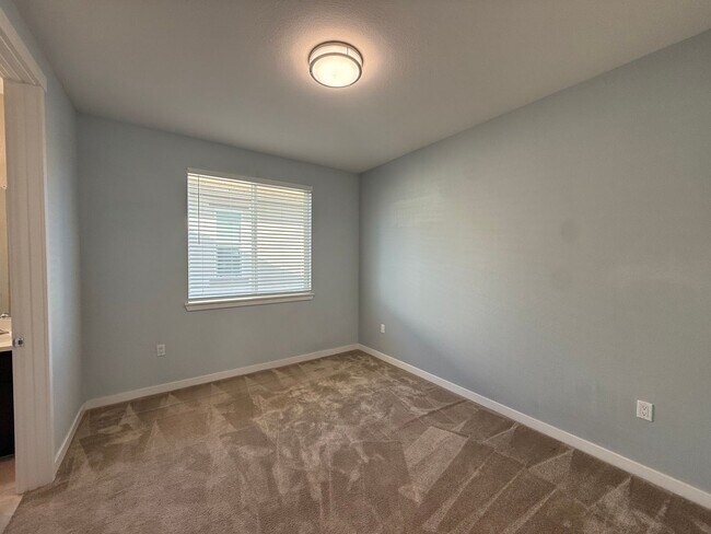 Building Photo - 1261 Damasco Ln