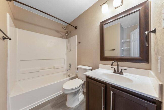 Building Photo - 219 Coriander Bend