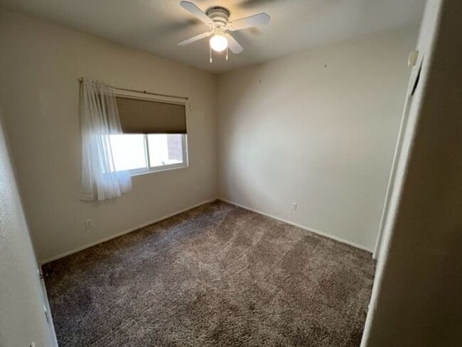 Building Photo - 7453 W Sonesta Dr