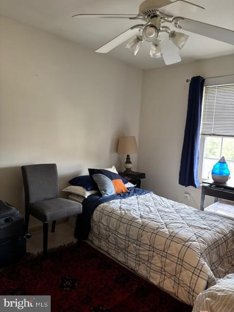 Building Photo - 908 Holly Ct