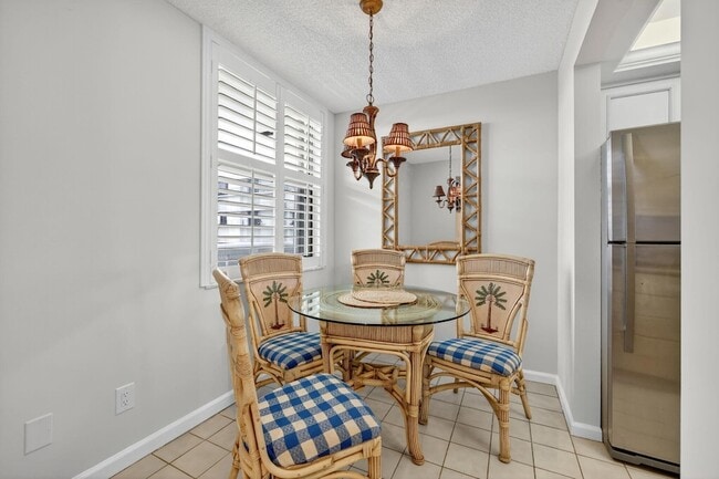 Building Photo - 5055 N Hwy A1A