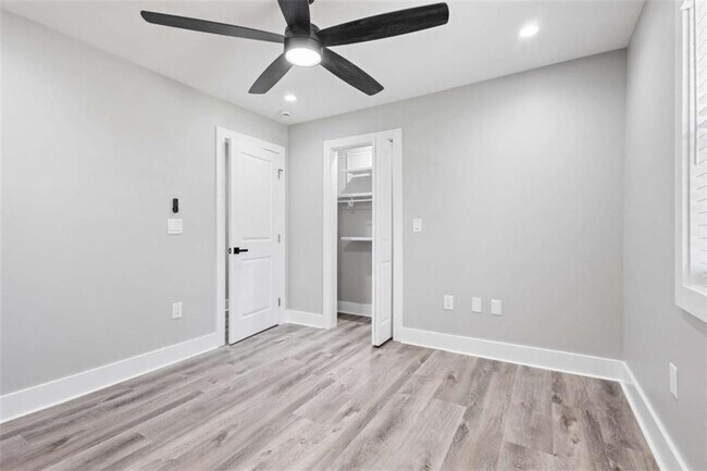 Building Photo - 5109 Dogwood Hills Dr