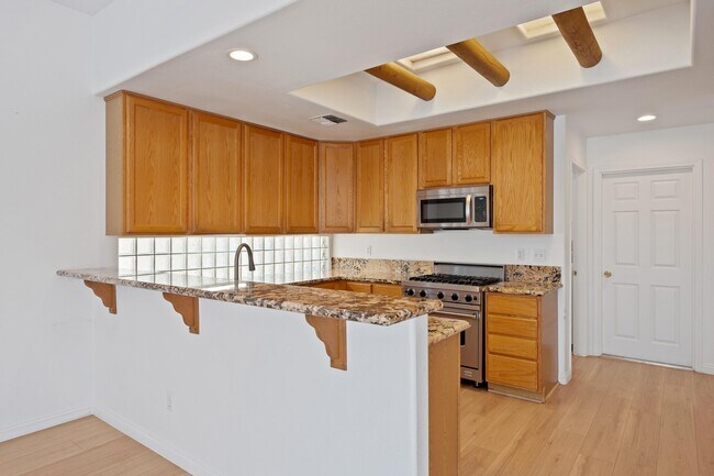 Building Photo - 78191 Sombrero Ct