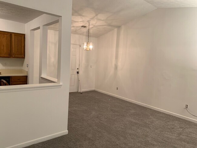 Building Photo - 2025 Marbut Forest Dr