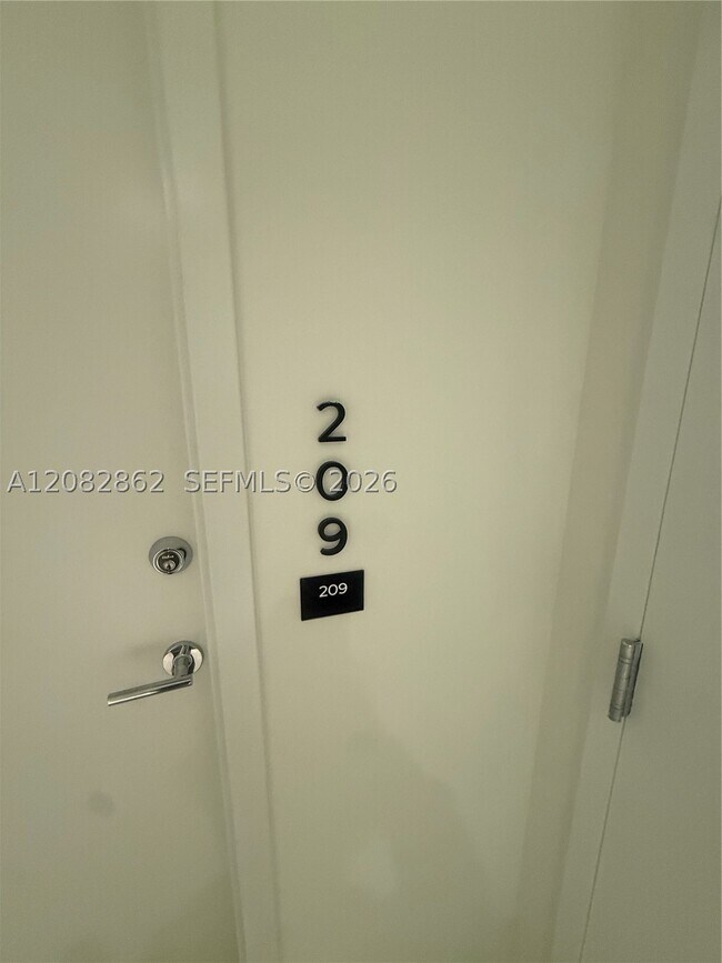 Building Photo - 1400 Biscayne Blvd