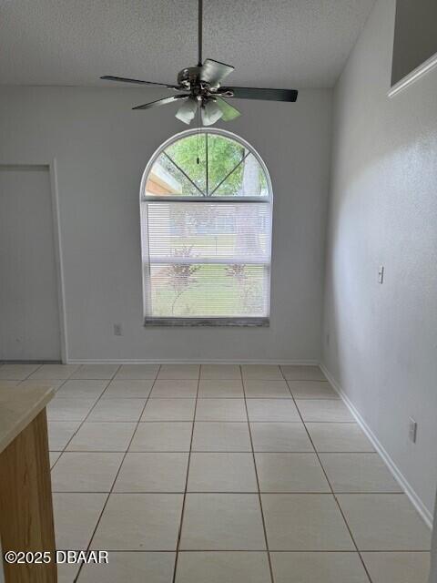 Building Photo - 5922 Phyllis Lou Cir