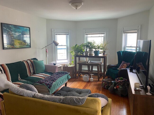 Building Photo - 90 Morrison Ave