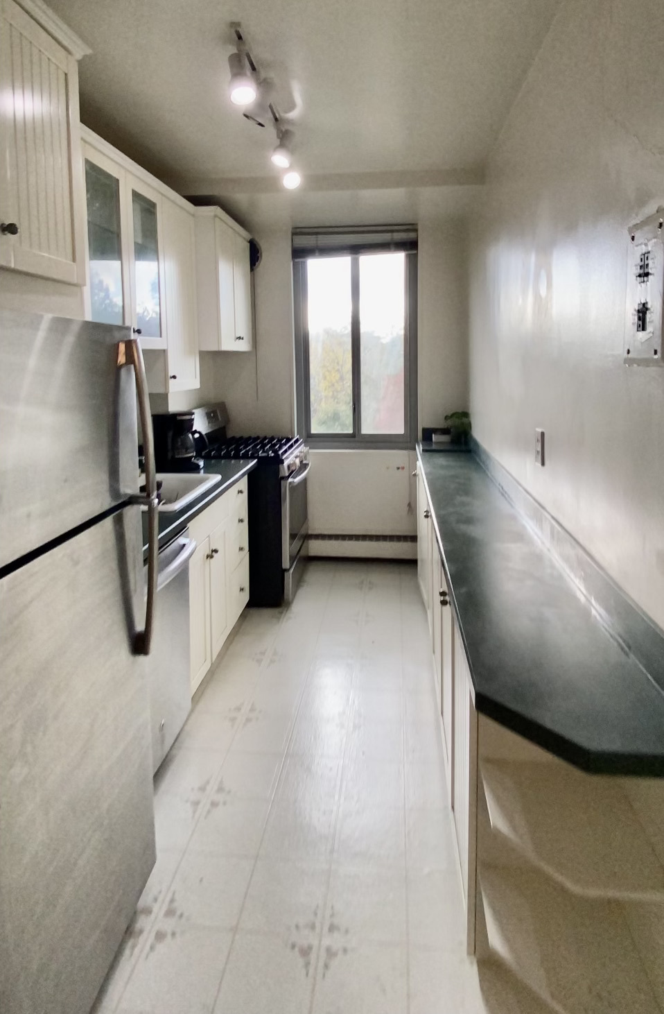 kitchen with stainless steel appliances less than 4 years old - 4200 Cathedral Ave NW