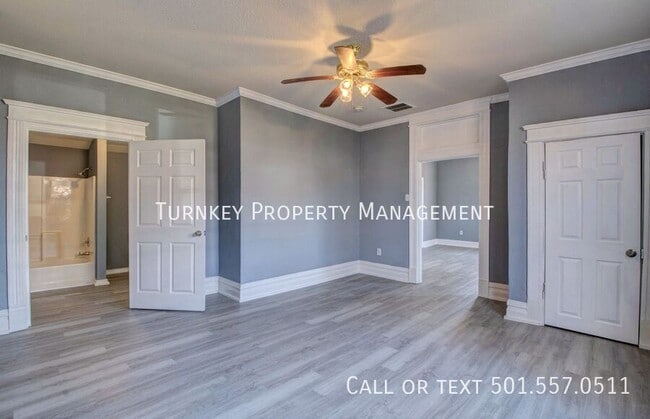 Building Photo - 1019 S Booker St