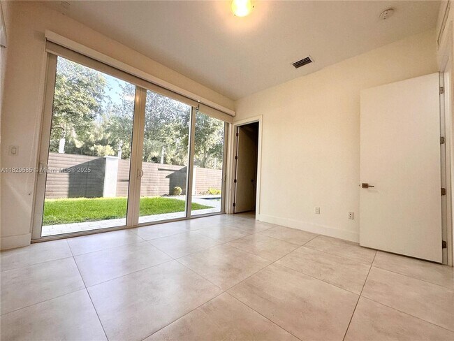 Building Photo - 10258 NW 74th Terrace