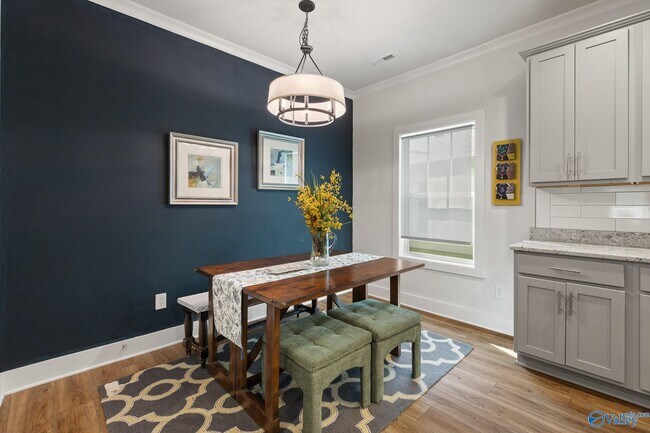 Building Photo - 1509 Trek St