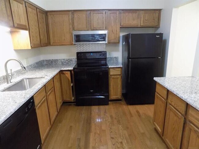 Building Photo - 11849 Sycamore Rd