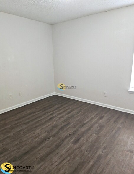 Building Photo - 3408 Buckman St