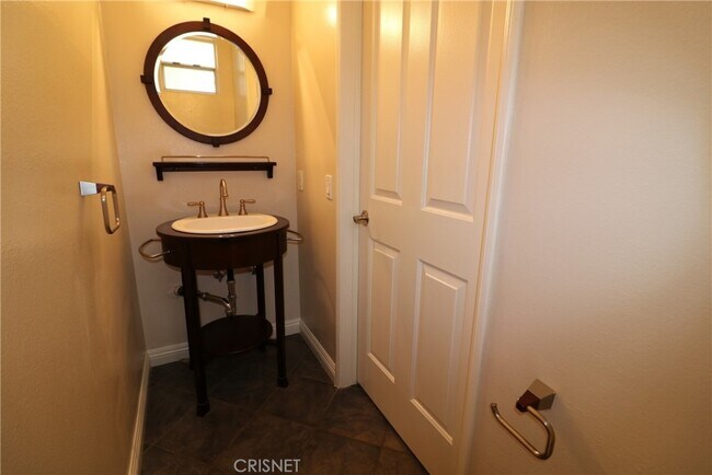 Building Photo - 14631 Dickens St