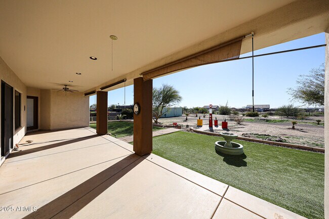 Building Photo - 15225 W Frontier Dr