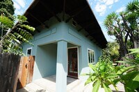 Building Photo - 6053 Selma Ave