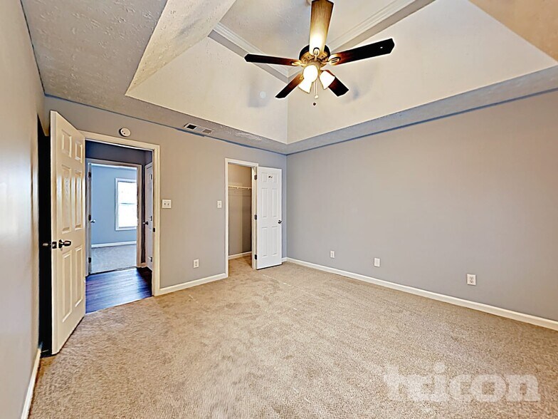 Building Photo - 520 Allens Landing Ct