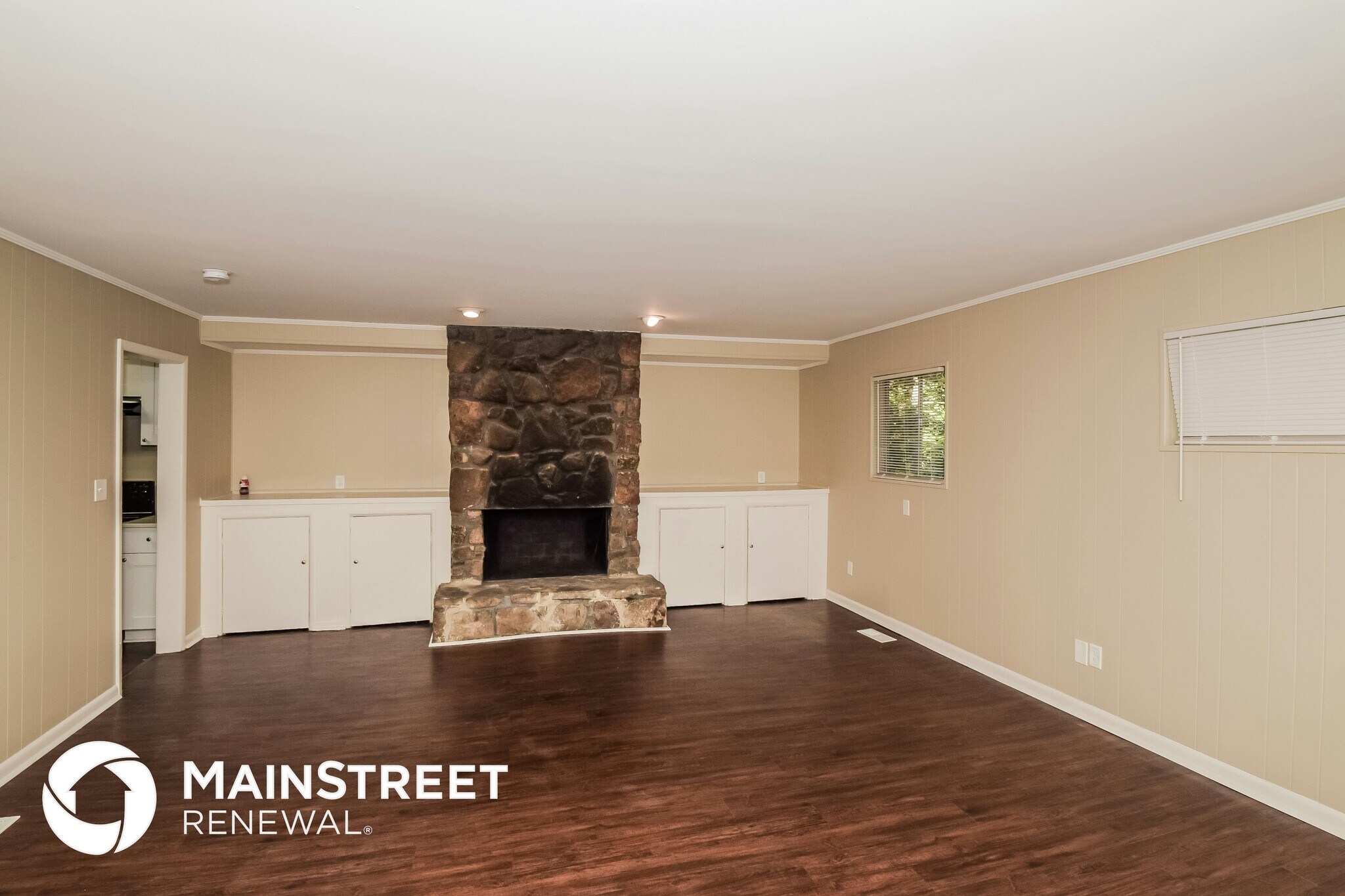 Building Photo - 1128 Lay Dr