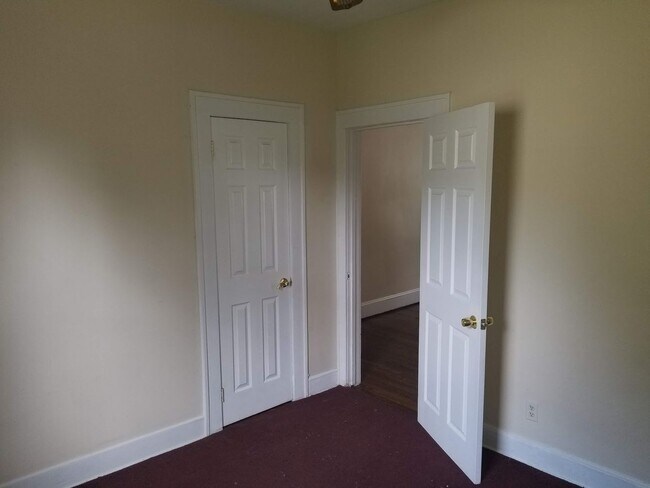 Building Photo - 67Jones