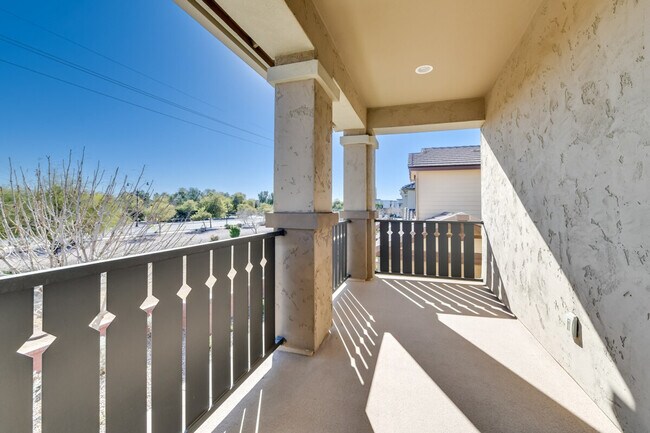 Building Photo - 3959 E Perkinsville St