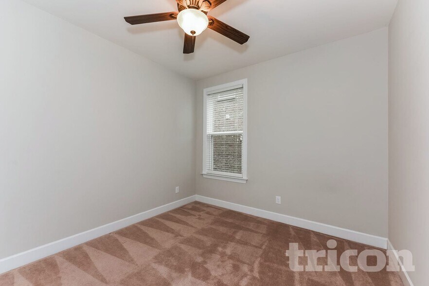 Building Photo - 4808 Genoa Dr