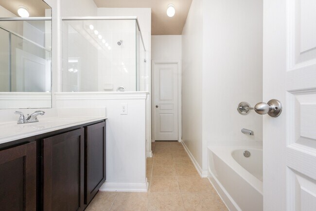 Building Photo - 8114 Malago Point Dr