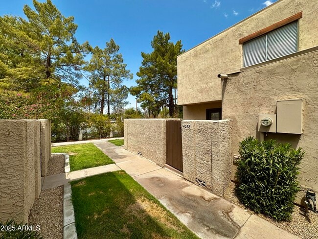 Building Photo - 4258 N 81st St