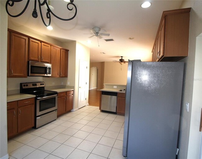 Building Photo - 4749 Oakley Rd