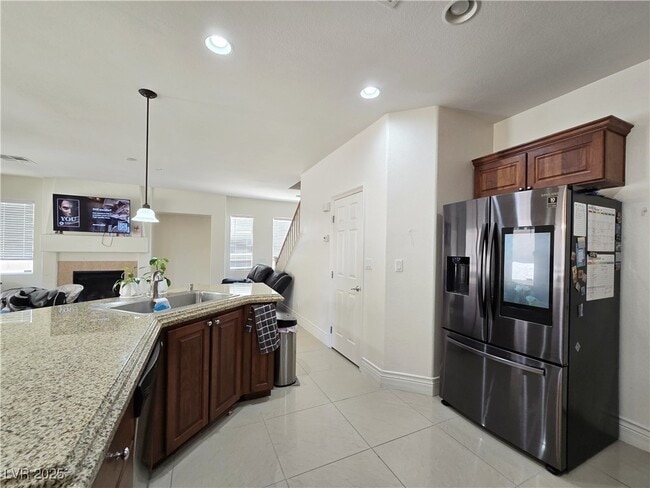 Building Photo - 125 Short Ruff Way