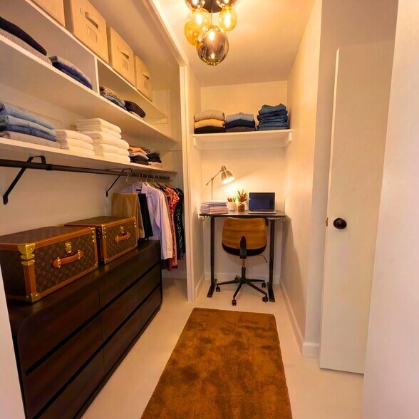 Building Photo - 2030 F St NW