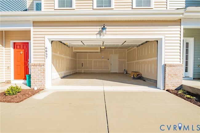 Building Photo - 6837 Leire Ln