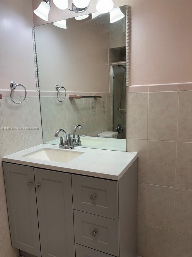 Building Photo - 29523 SW 144th Ct