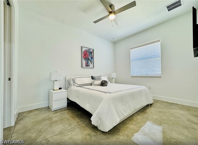 Building Photo - 2479 Shadowlawn Dr