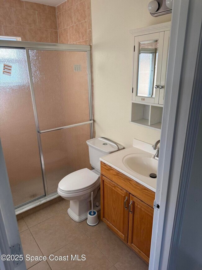 Building Photo - 767 Altona St NW