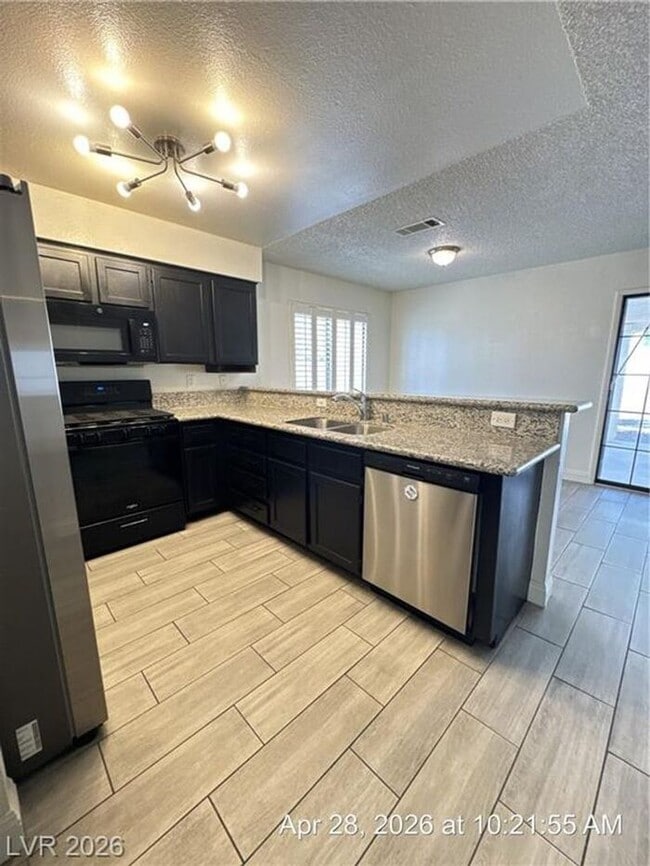 Building Photo - Updated Green Valley Home with 3-Car Garage, Granite Kitchen & Covered Patio