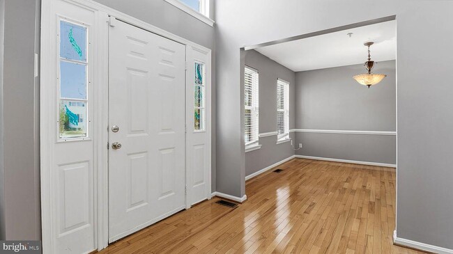 Building Photo - 14101 Kathleen Ln