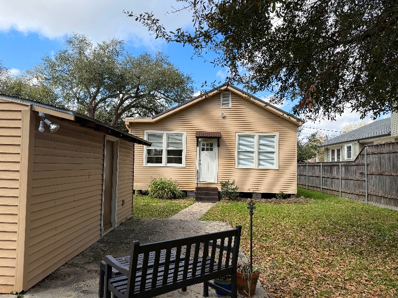 Building Photo - 235 Helios Ave