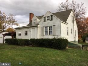 Building Photo - 3089 Winchester Ave