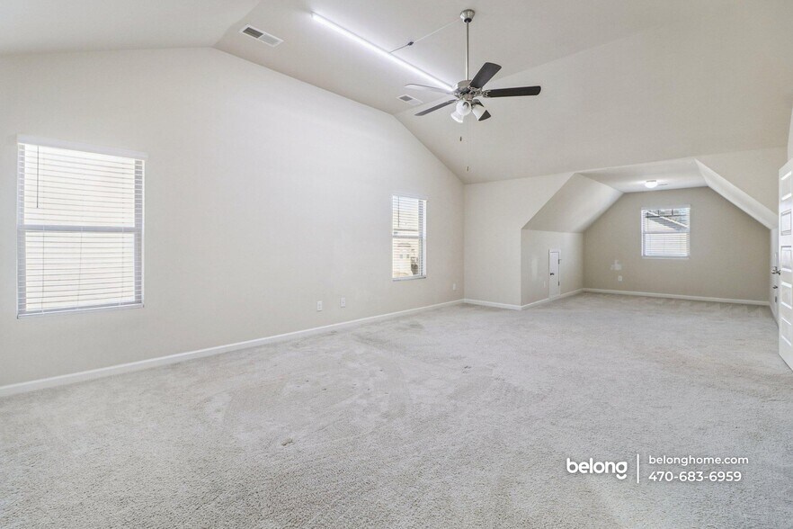 Building Photo - 3263 Highgrove Ln