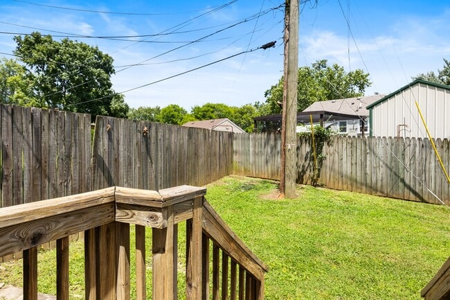 Building Photo - 55 Chestnut Dr