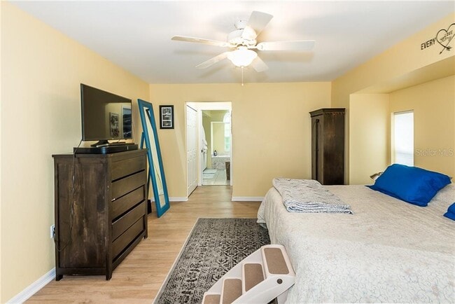 Building Photo - 7557 S Blue Sage