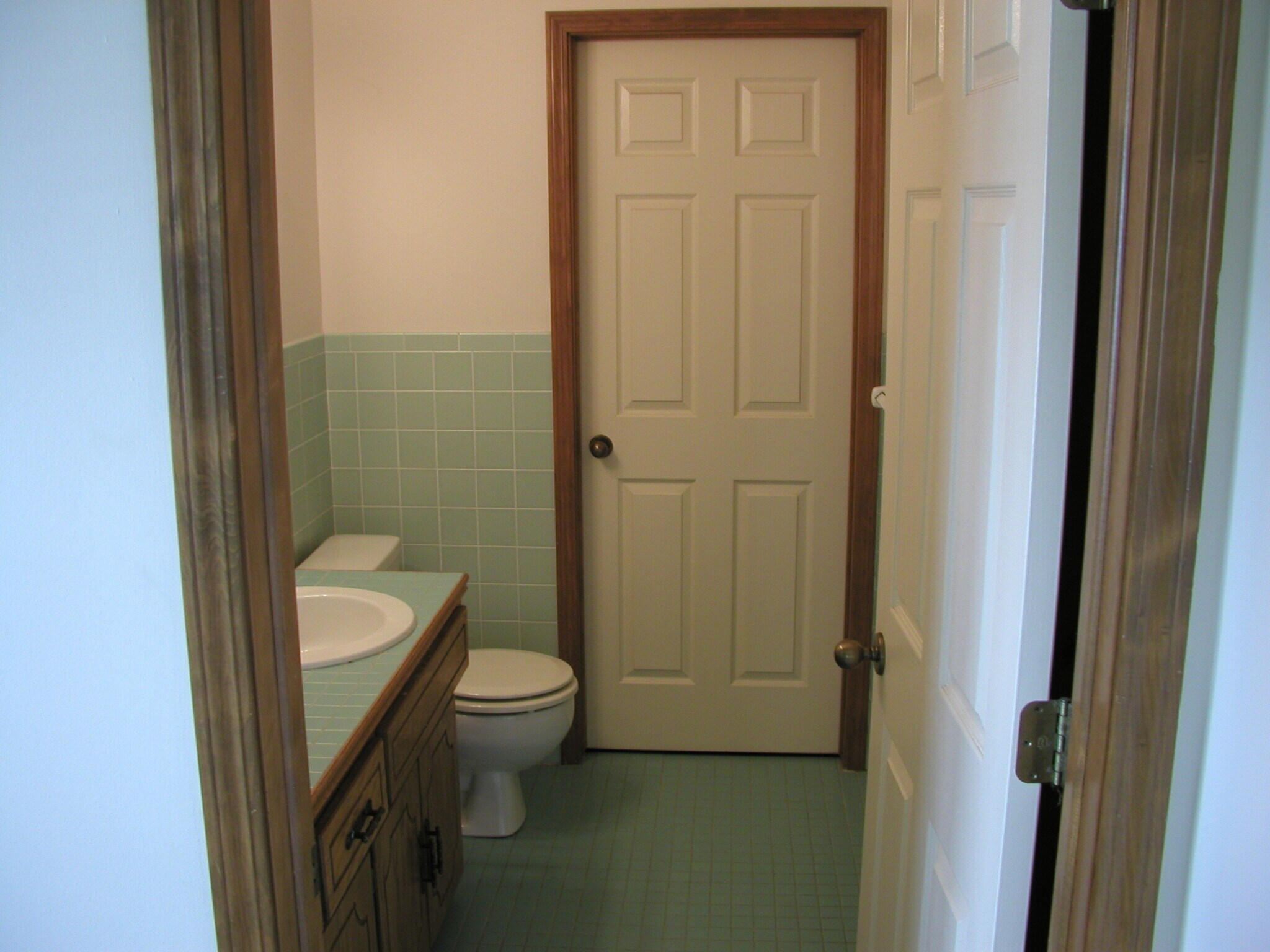 Second Bathroom - 13305 Discovery Dr