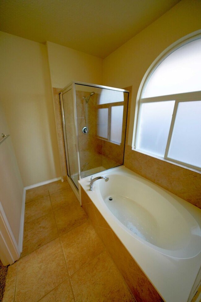 Building Photo - Immaculate Rental Now Available in Cibolo!...