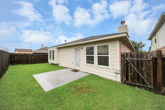 Building Photo - 2222 Summit Meadow Dr