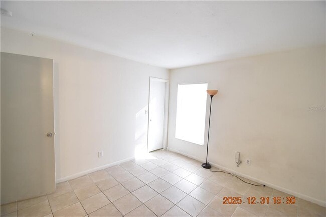 Building Photo - 6618 N Church Ave